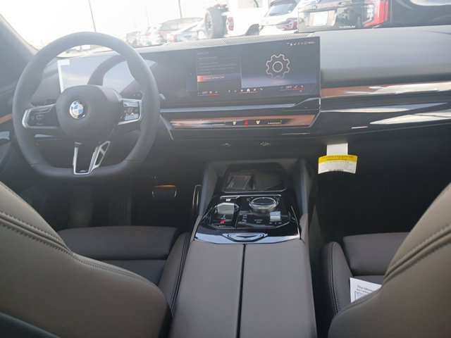 New 2027 BMW 540i xDrive w/ M Sport Package AWD/4WD image 13
