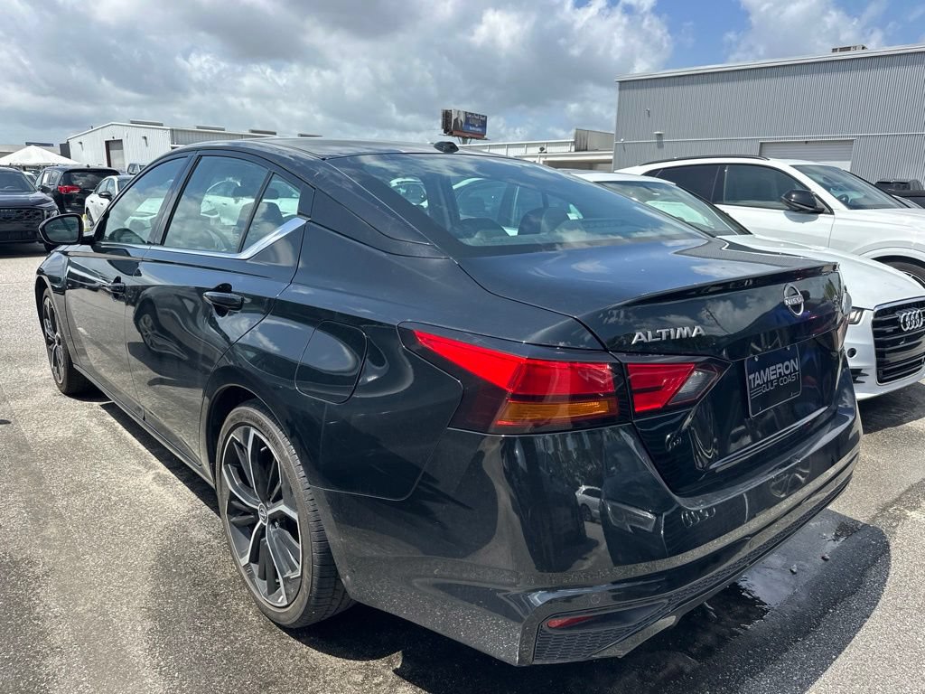 Used 2024 Nissan Altima 2.5 SR FWD image 4