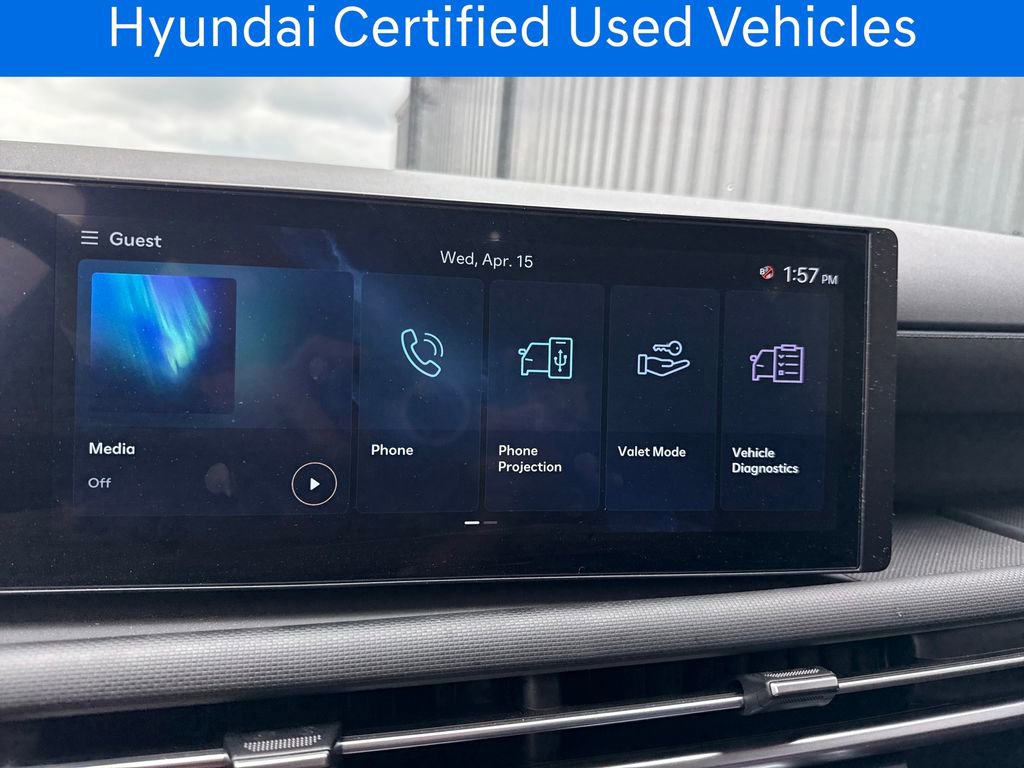 Certified 2025 Hyundai Tucson SE FWD image 23