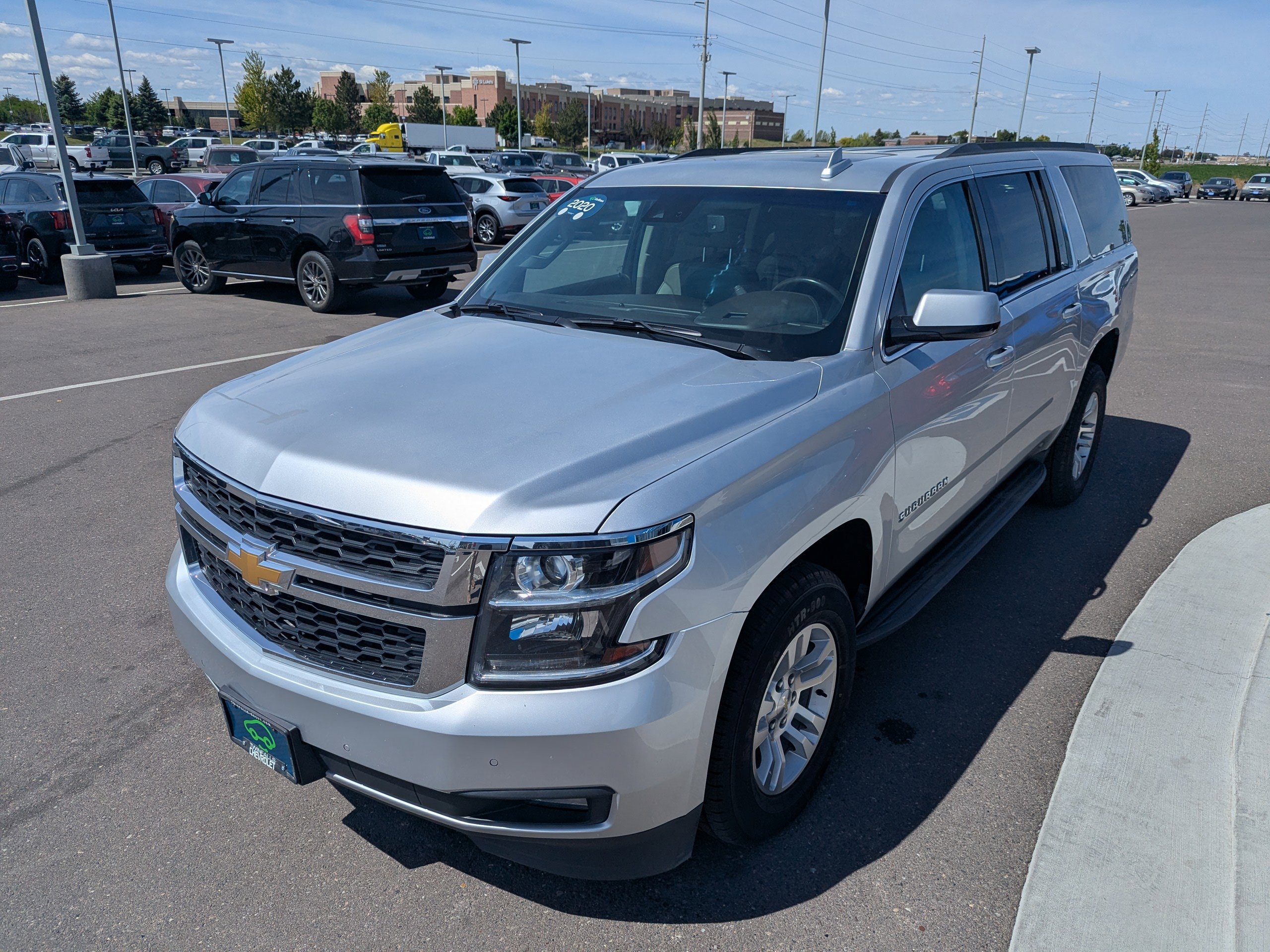 Certified 2020 Chevrolet Suburban LT AWD/4WD image 8