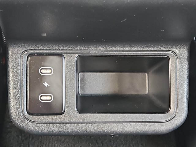 Used 2025 Kia K4 FWD image 16