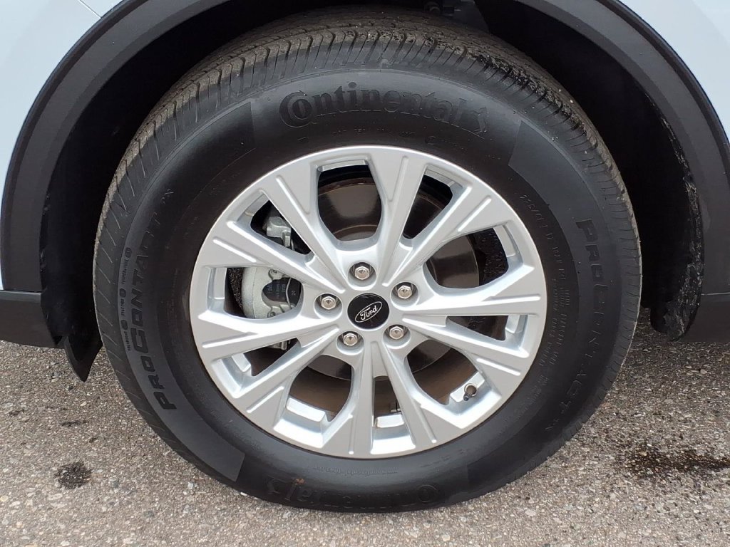 Used 2025 Ford Escape Active w/ Tech Pack #1 AWD/4WD image 9