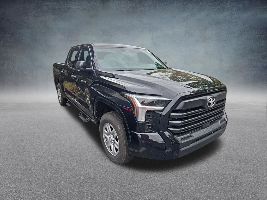 Used 2025 Toyota Tundra SR w/ SR Tow Package AWD/4WD image 2