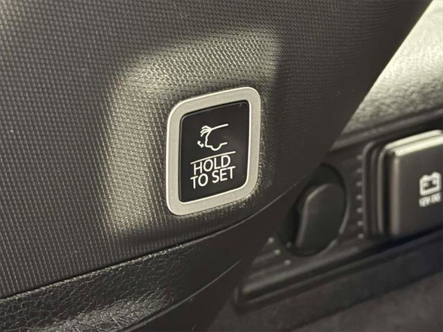 Certified 2022 Jeep Grand Cherokee Summit image 12