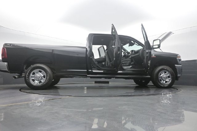 New 2026 RAM 3500 Tradesman AWD/4WD image 61