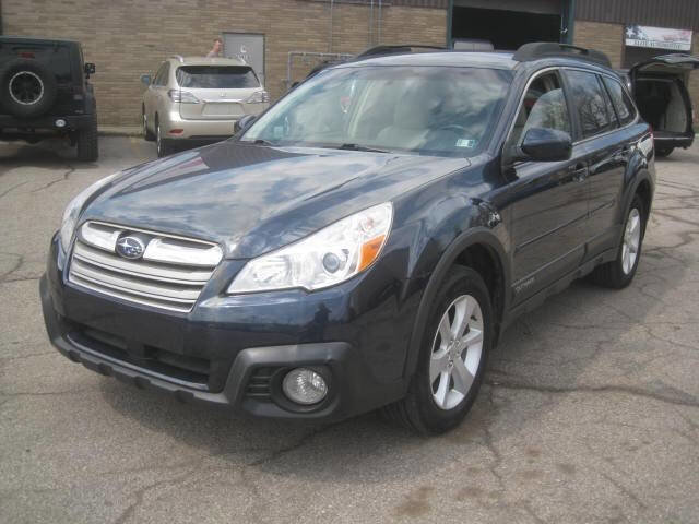 Used 2014 Subaru Outback 2.5i Premium AWD/4WD image 9