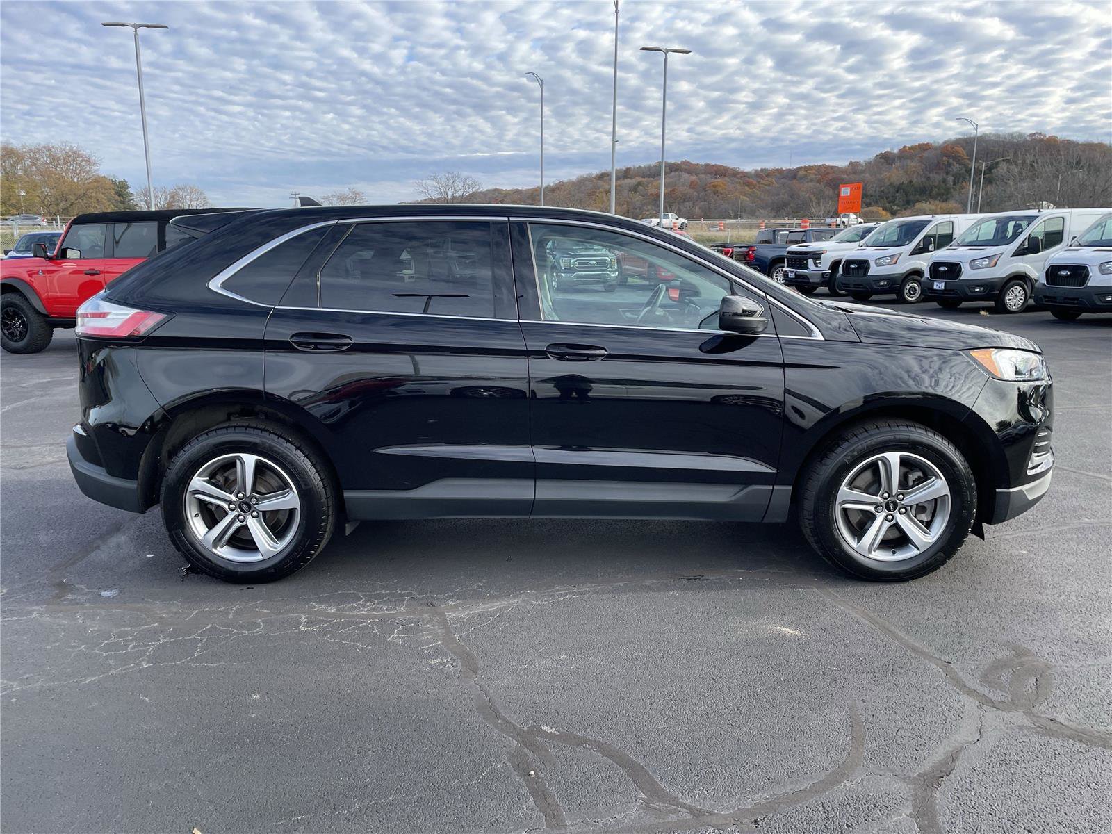 Used 2024 Ford Edge SEL w/ Convenience Package image 10