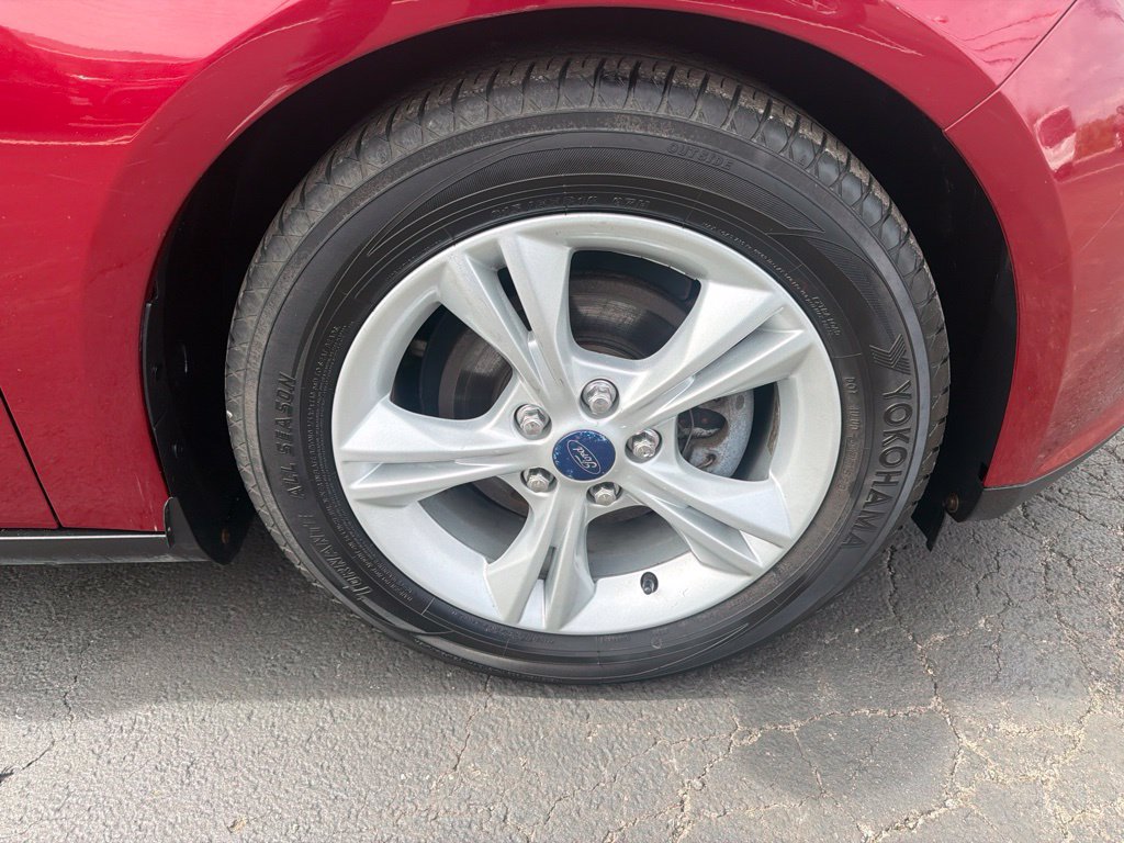 Used 2014 Ford Focus SE FWD image 13