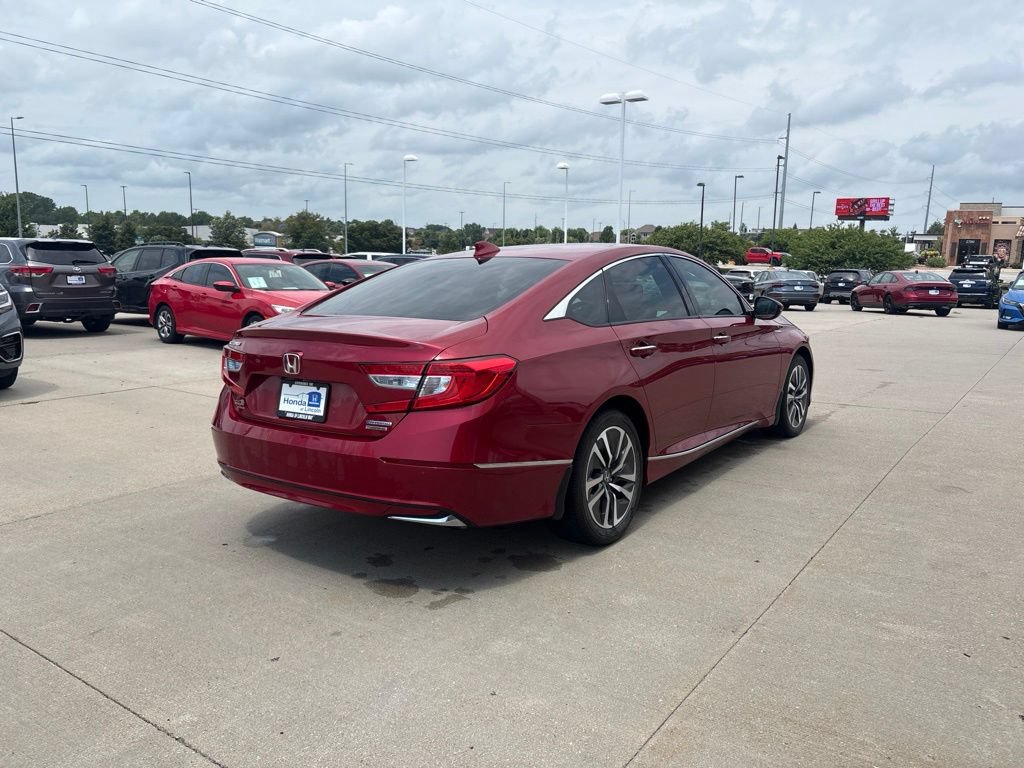 Used 2020 Honda Accord Touring image 5