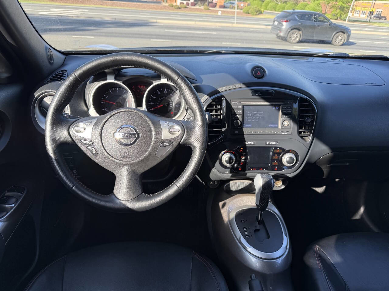 Used 2013 Nissan Juke SL image 17