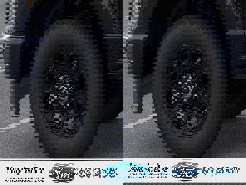 New 2026 Ford F350 Lariat w/ Black Appearance Package image 48