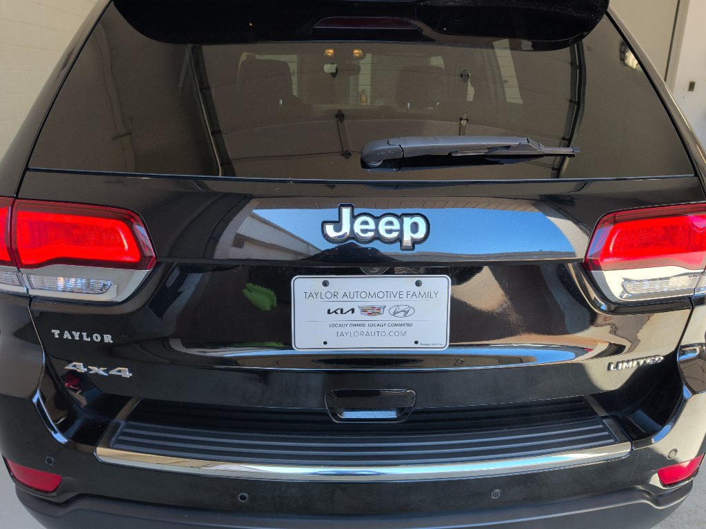 Used 2022 Jeep Grand Cherokee Limited w/ Tech Group AWD/4WD image 10