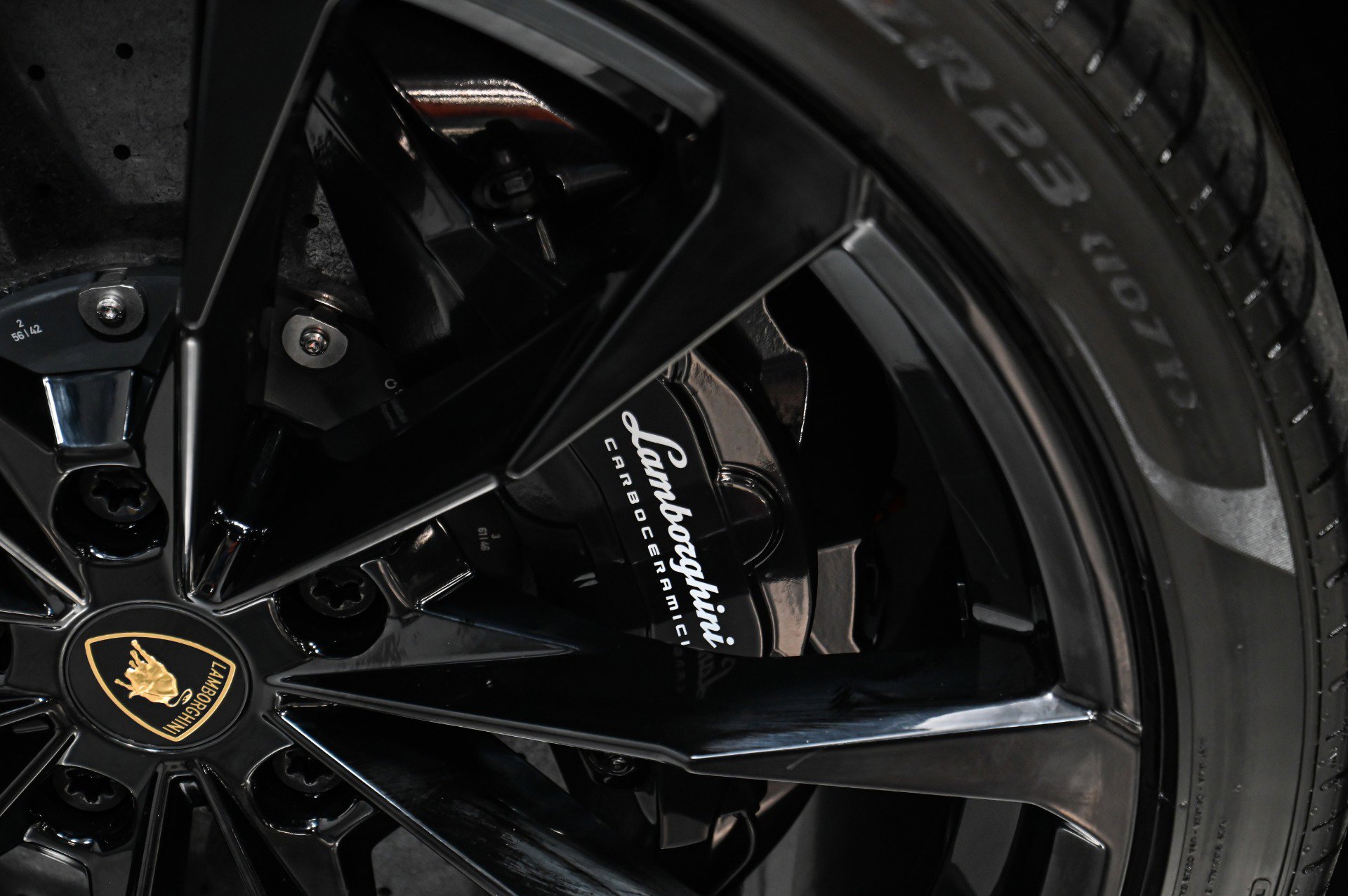 Used 2020 Lamborghini Urus image 72