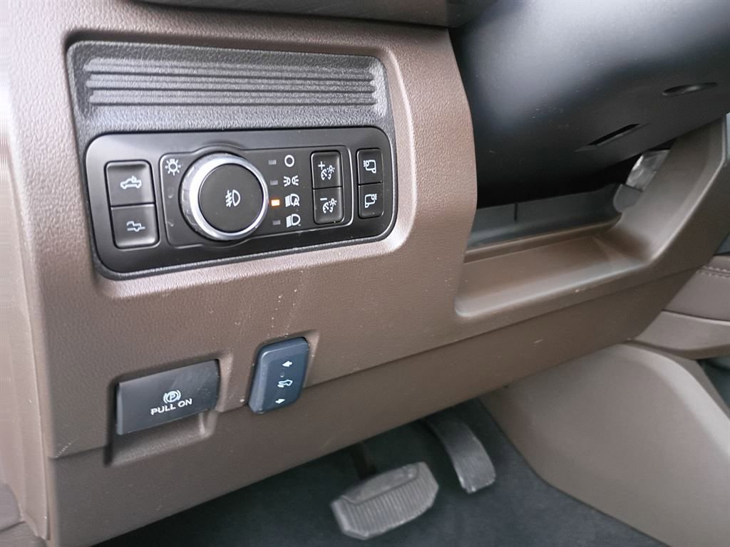New 2026 Ford F350 King Ranch w/ Chrome Package image 12