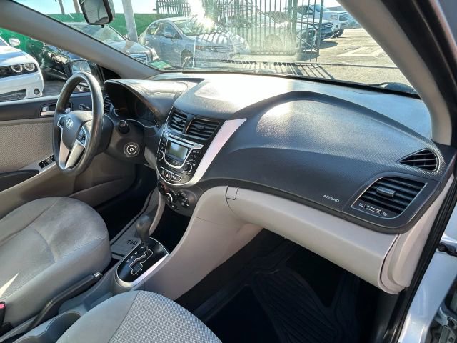 Used 2013 Hyundai Accent GS image 12
