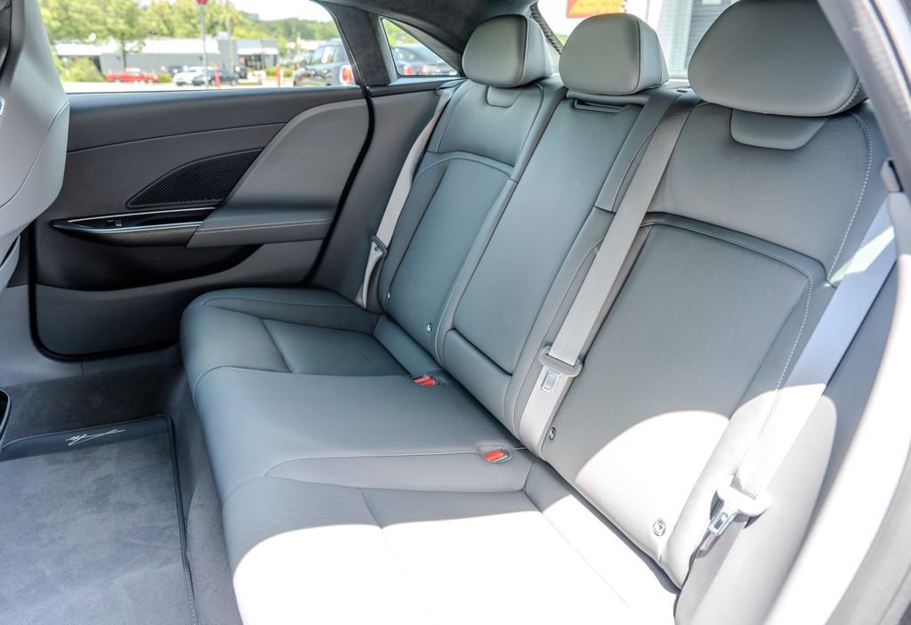 Used 2024 Lucid Air Pure image 18