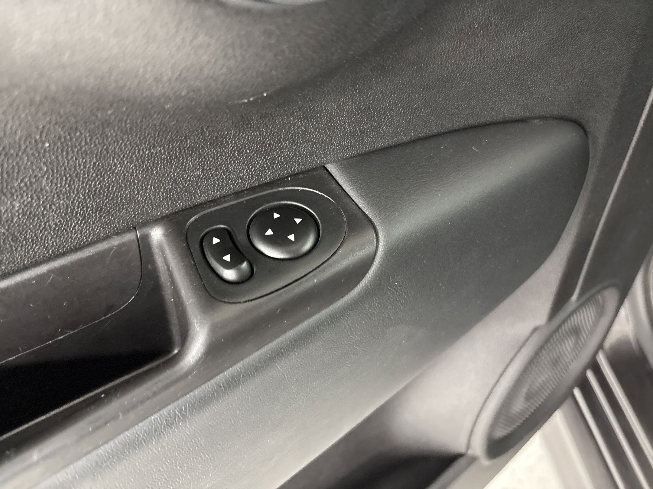 Used 2018 FIAT 500 e image 13