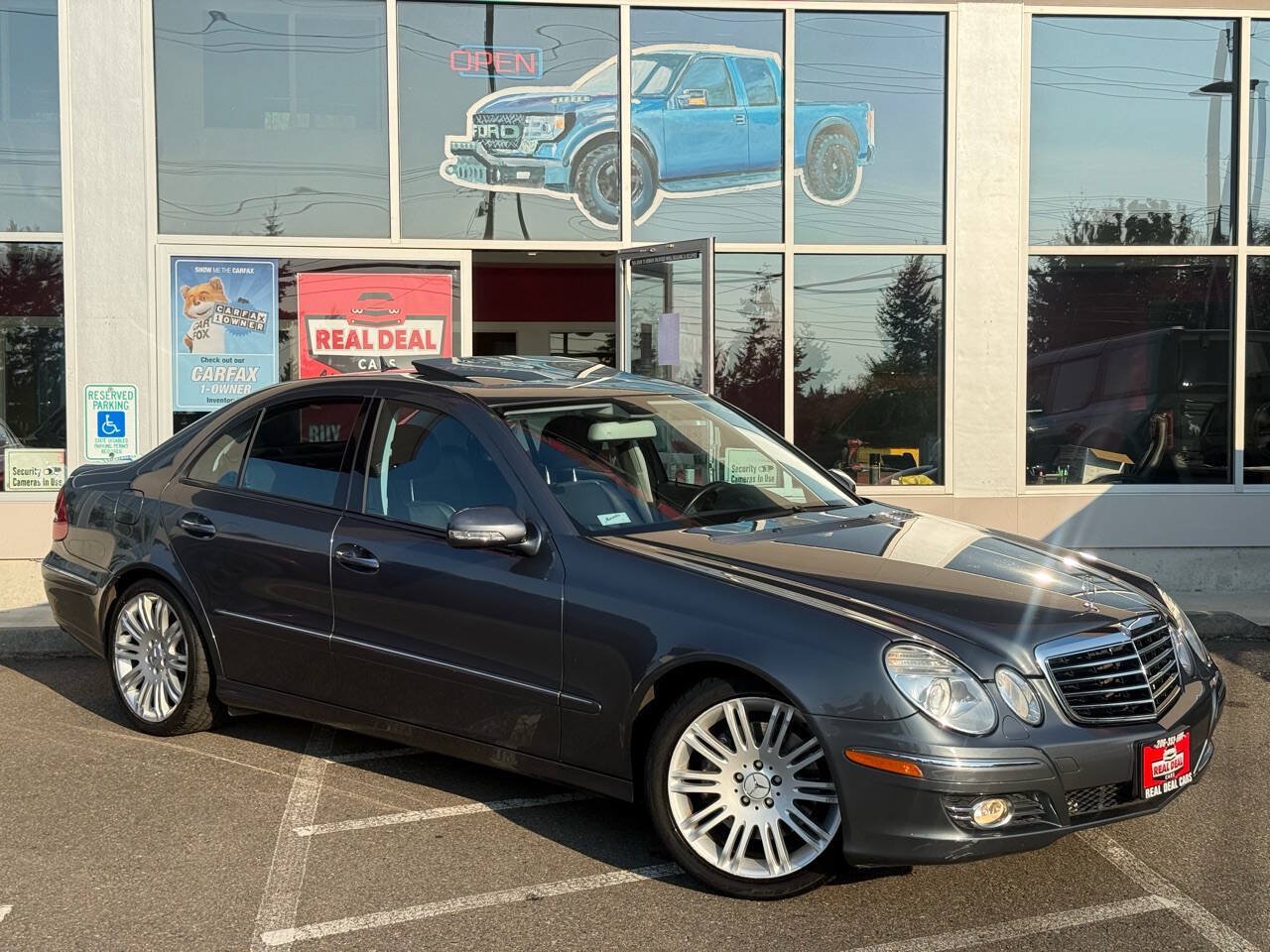Used 2007 Mercedes-Benz E 350 Sedan image 3