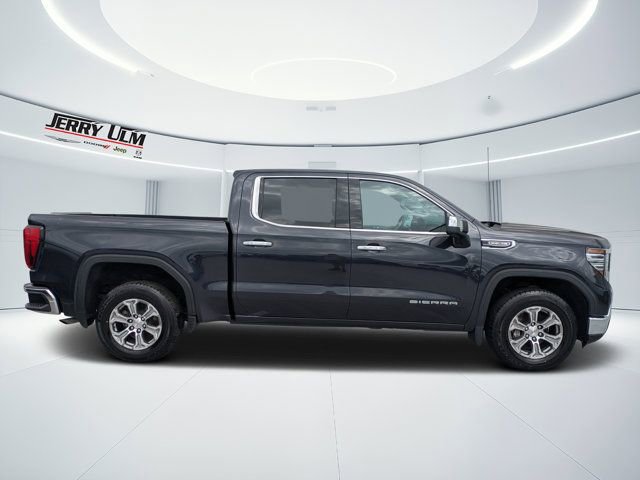 Used 2024 GMC Sierra 1500 SLT image 2