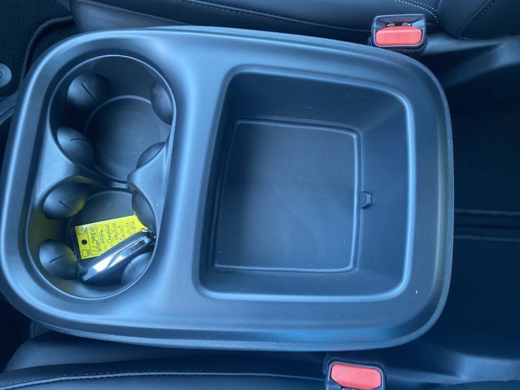 New 2026 Chrysler Pacifica Select w/ S Appearance Package image 21