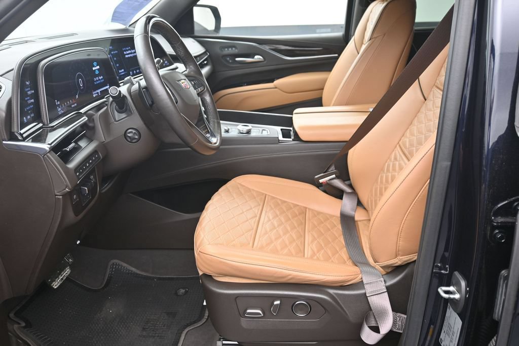 Used 2021 Cadillac Escalade Sport w/ Driver Assist Tech Package AWD/4WD image 10