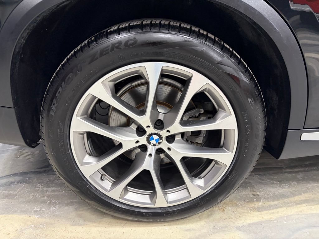 Used 2019 BMW X5 xDrive40i w/ Convenience Package AWD/4WD image 27