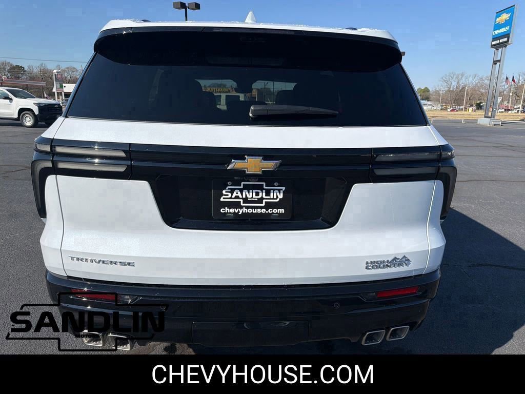 New 2026 Chevrolet Traverse High Country FWD image 8