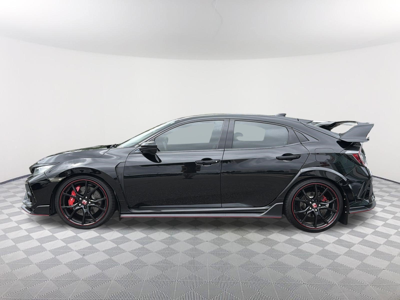 Used 2017 Honda Civic Type R image 12