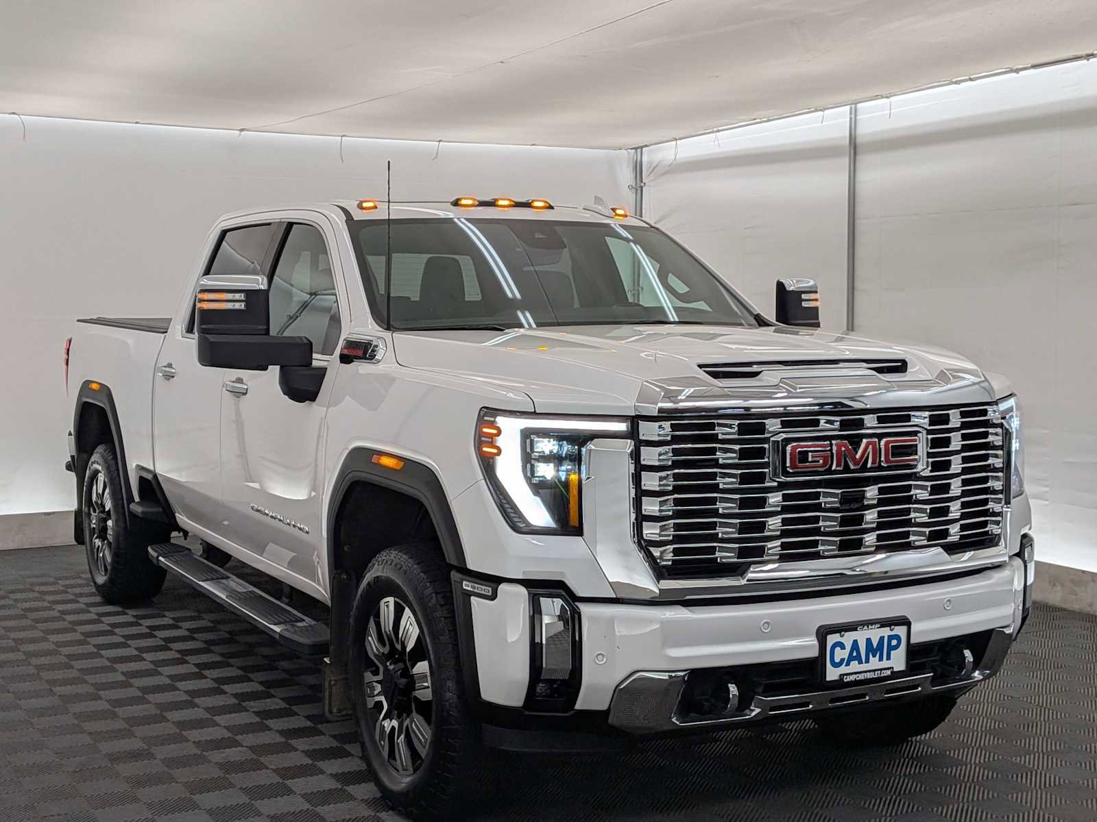 Used 2024 GMC Sierra 3500 Denali w/ Denali Reserve Package image 8