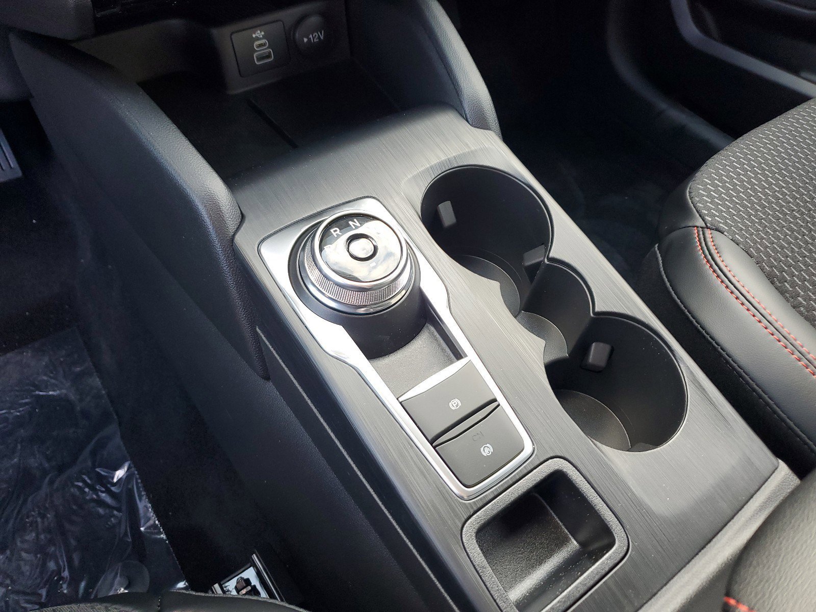 New 2025 Ford Escape ST-Line w/ Equipment Group 301A image 18