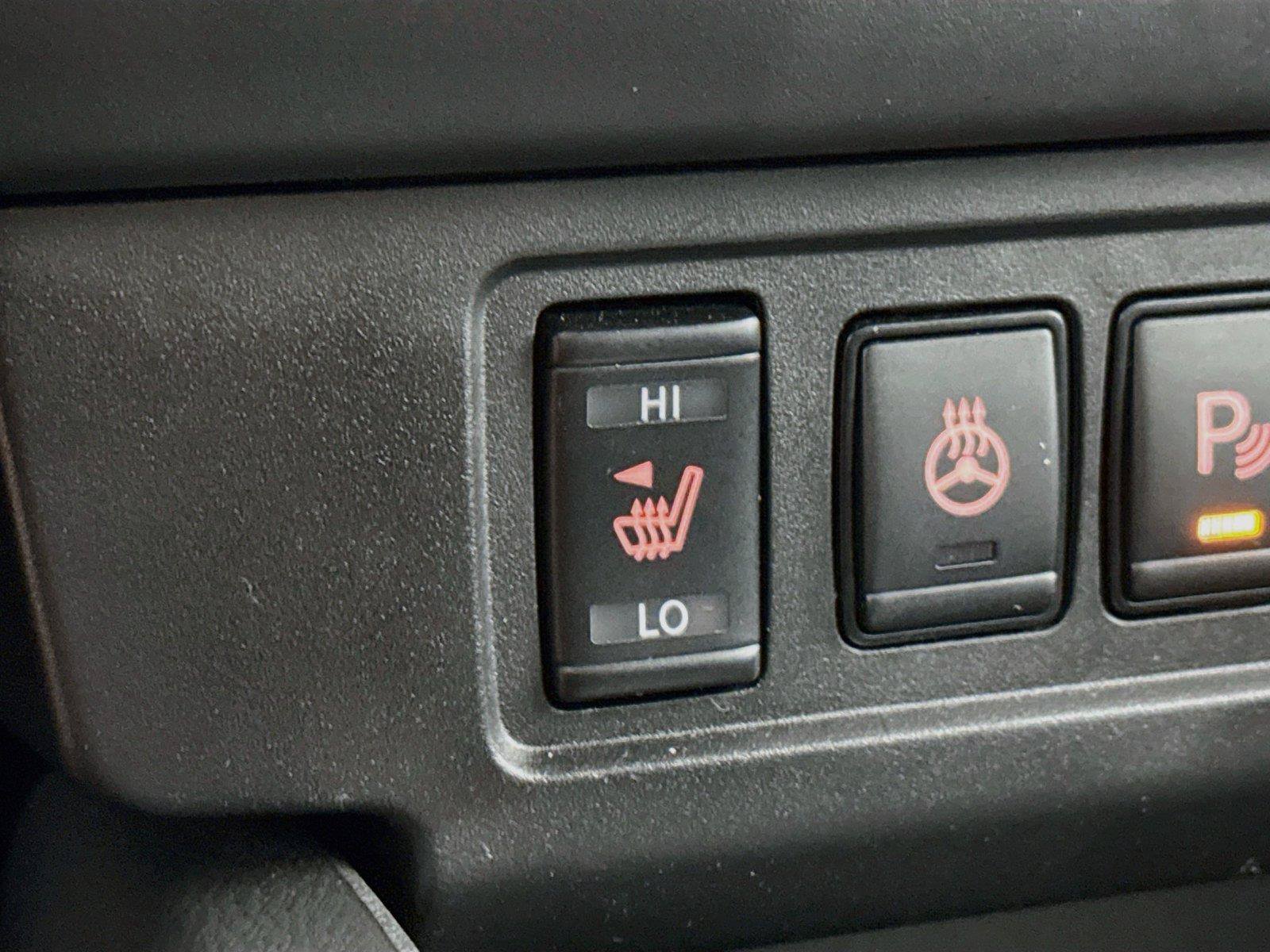 Used 2025 Nissan Frontier SV w/ SV Convenience Package RWD image 7