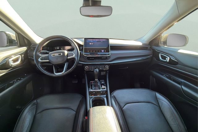 Used 2022 Jeep Compass Trailhawk w/ Trailhawk Elite Group image 32