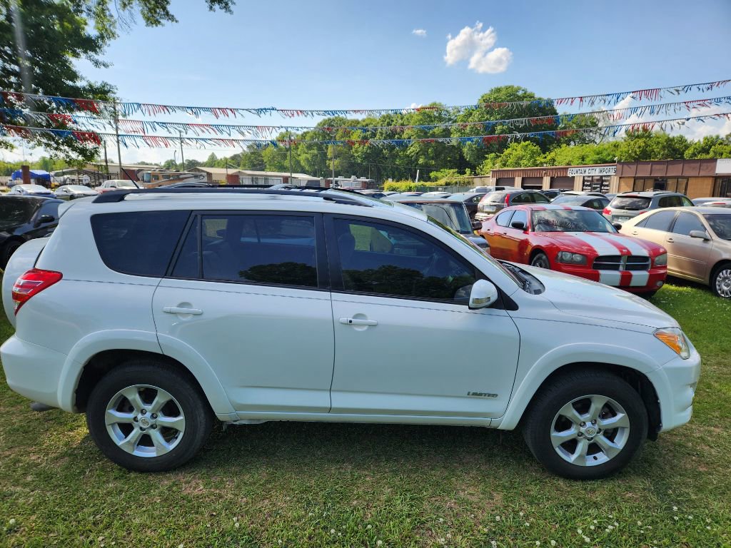 Used 2011 Toyota RAV4 Limited FWD image 2