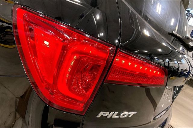 Used 2016 Honda Pilot Touring image 29