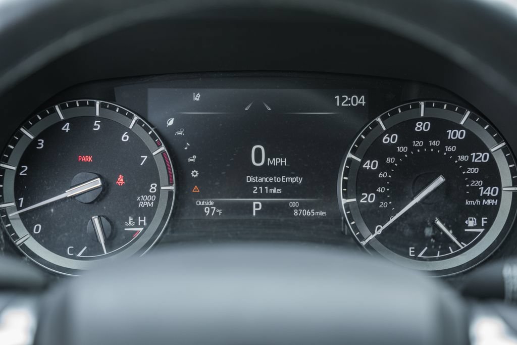 Used 2021 Toyota Highlander XSE AWD/4WD image 45