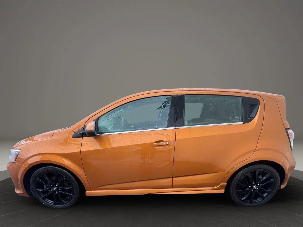 Used 2017 Chevrolet Sonic Premier FWD image 7