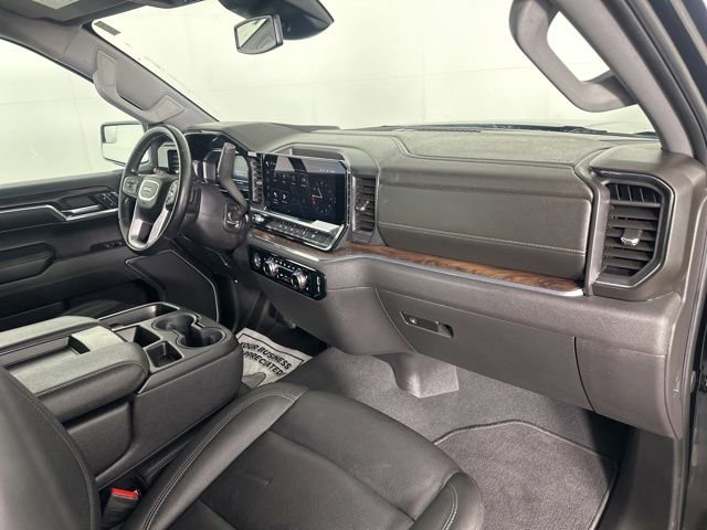Used 2024 GMC Sierra 1500 SLT AWD/4WD image 13