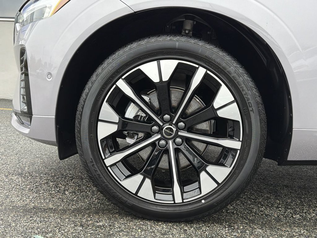 New 2026 Volvo XC60 B5 Plus w/ Climate Package AWD/4WD image 10