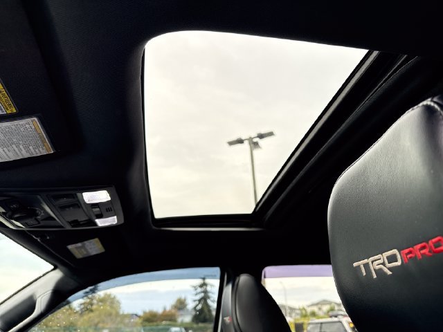 Used 2019 Toyota Tacoma TRD Pro AWD/4WD image 30