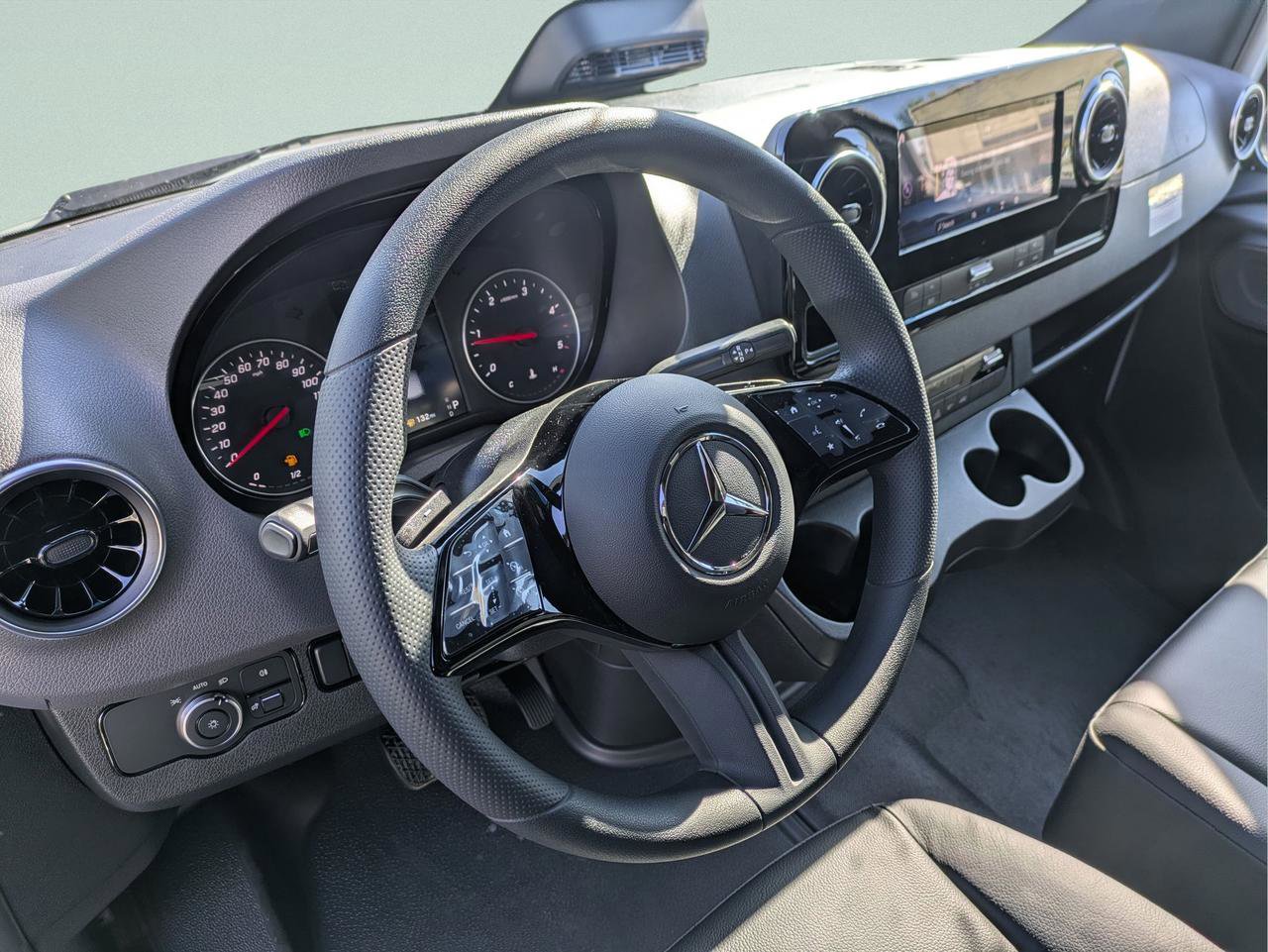 New 2026 Mercedes-Benz Sprinter 2500 image 4