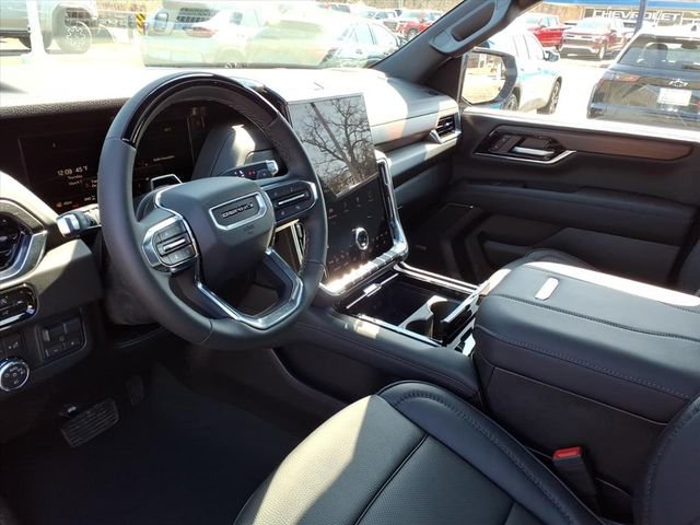 New 2026 GMC Yukon XL Denali w/ Denali Reserve Package image 3