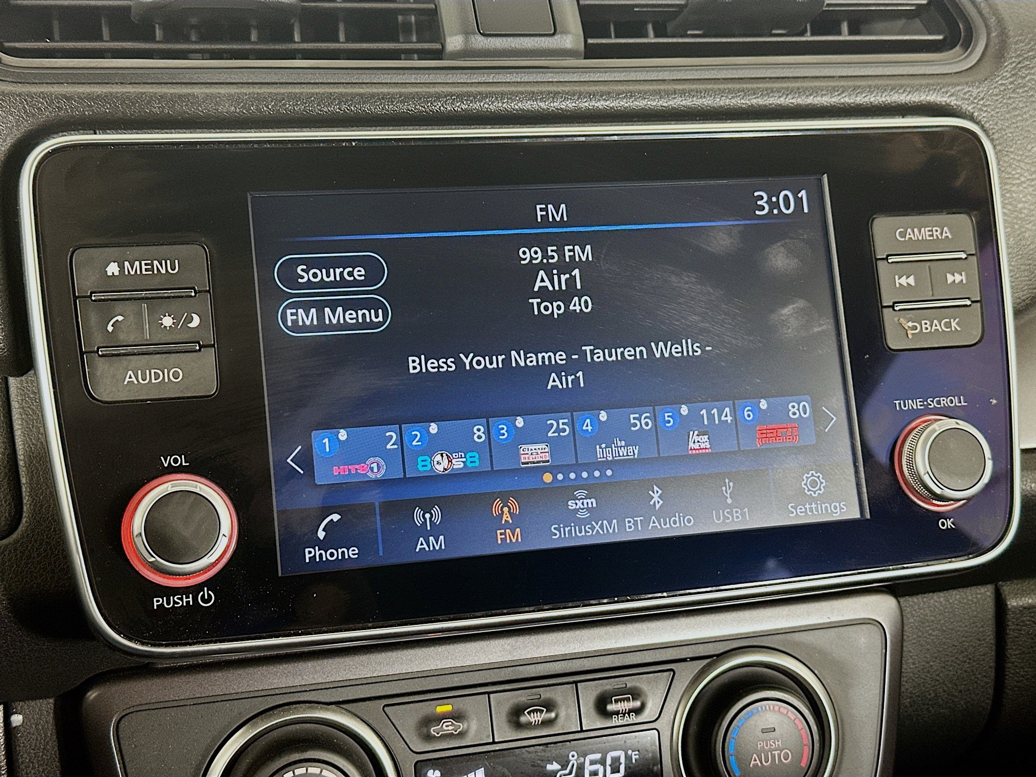 Used 2025 Nissan Leaf S FWD image 21