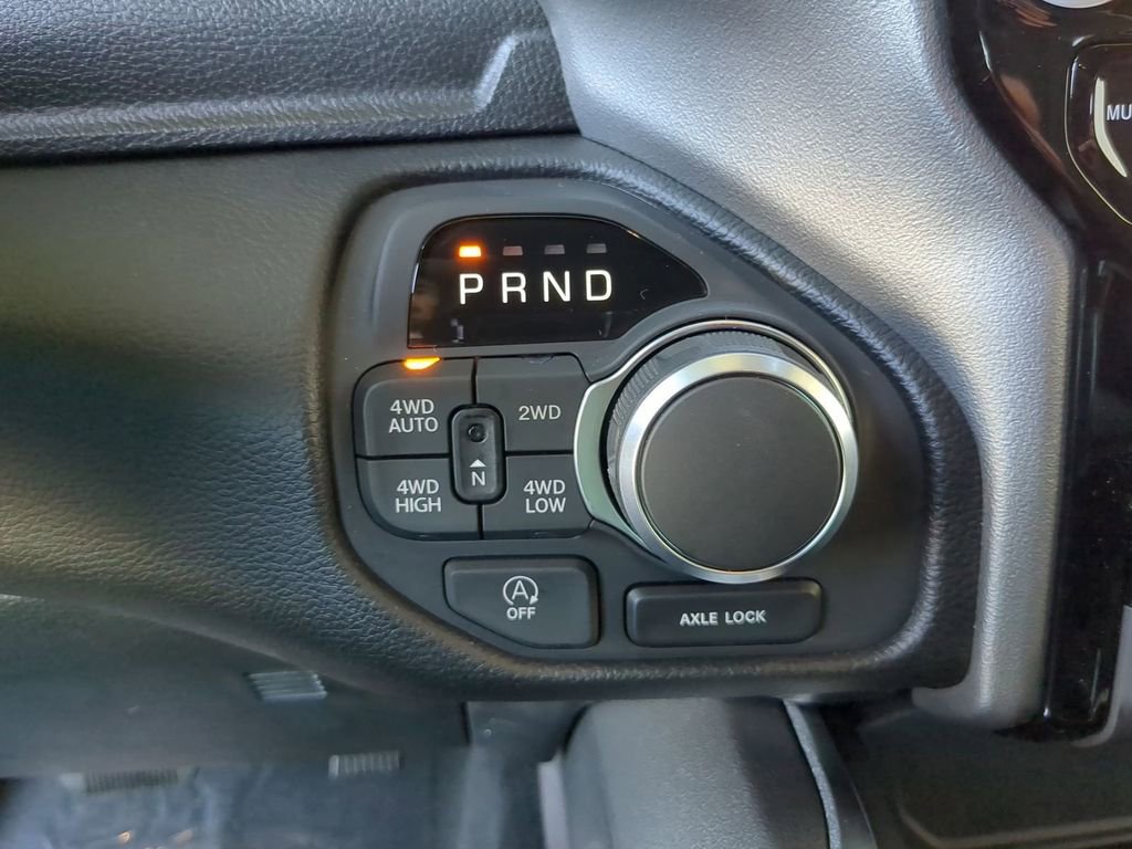 New 2026 RAM 1500 Big Horn AWD/4WD image 9