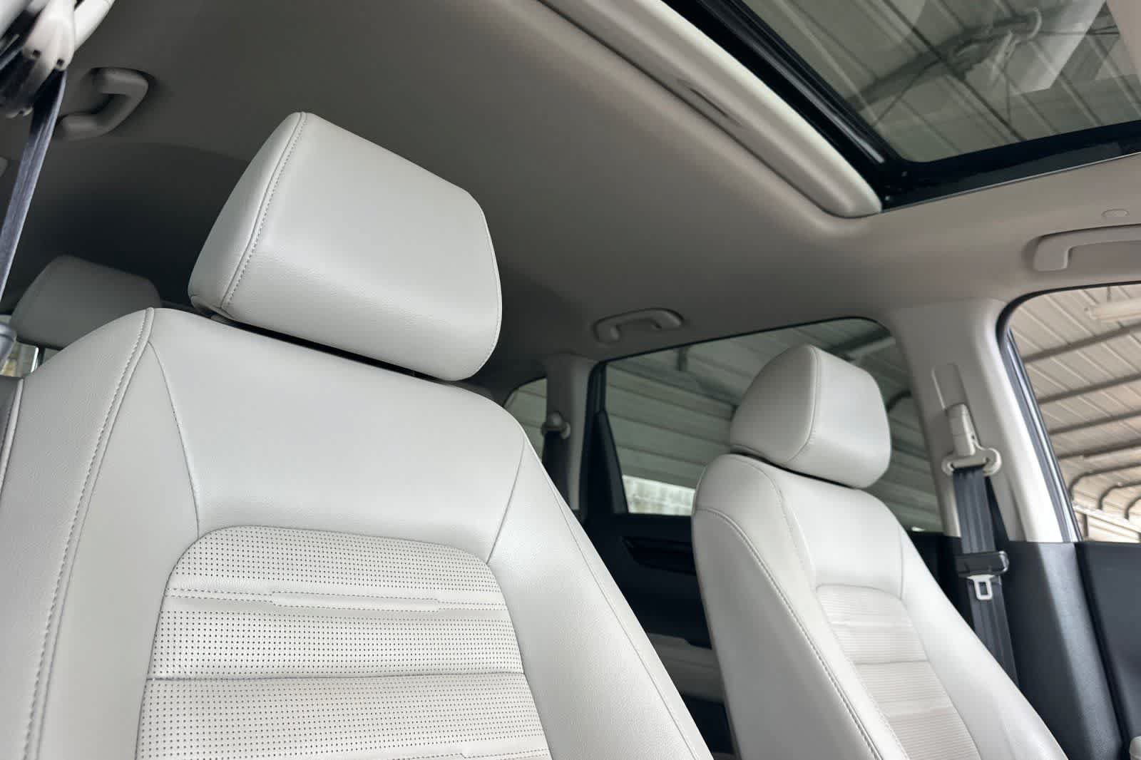 Used 2025 Honda CR-V EX-L image 18