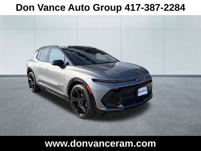 Used 2024 Chevrolet Equinox EV RS image 8