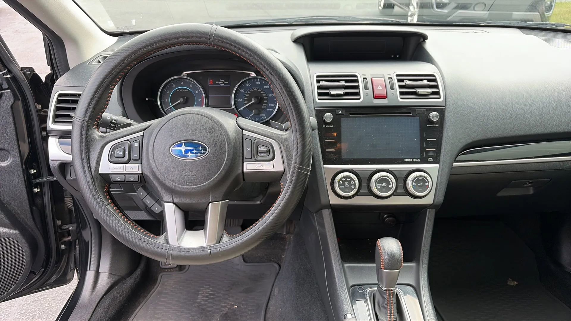 Used 2017 Subaru Crosstrek 2.0i Limited w/ Popular Package #2 image 16