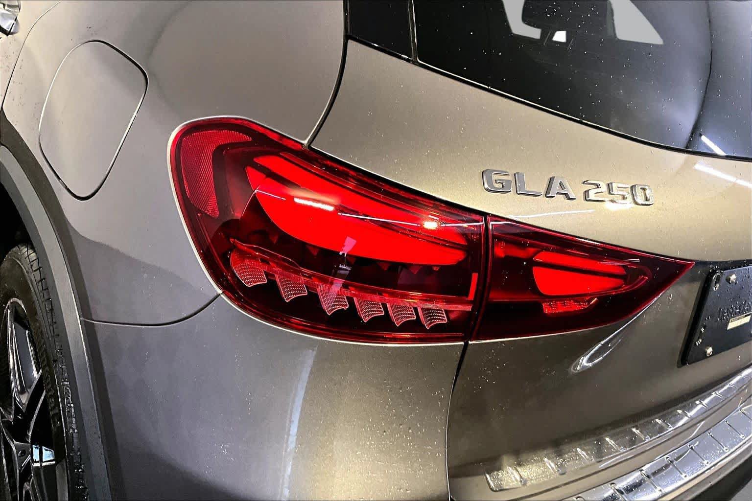 New 2026 Mercedes-Benz GLA 250 4MATIC image 5
