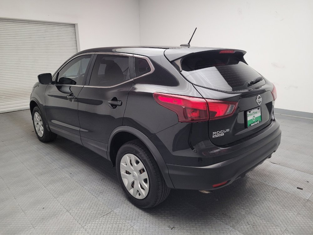 Used 2017 Nissan Rogue Sport S image 5