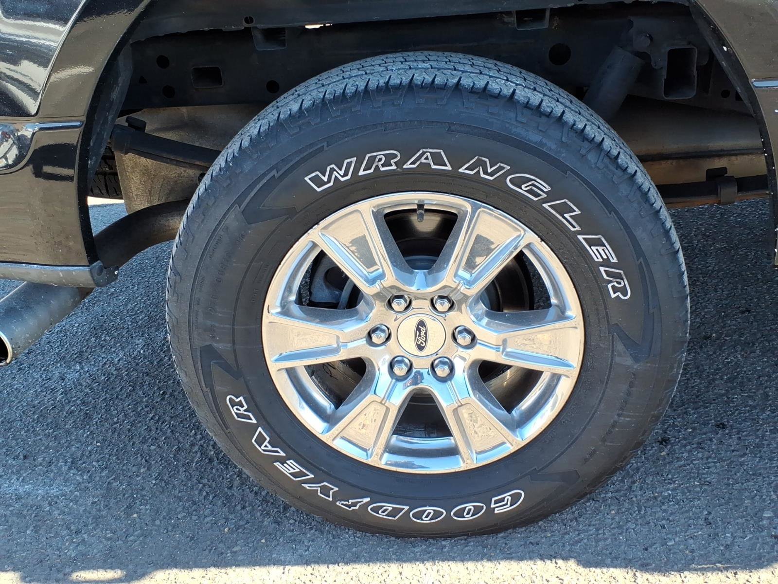 Used 2016 Ford F150 XLT w/ Equipment Group 301A Mid image 6