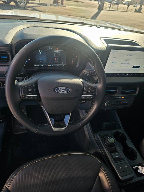 Used 2025 Ford Maverick Lobo image 19